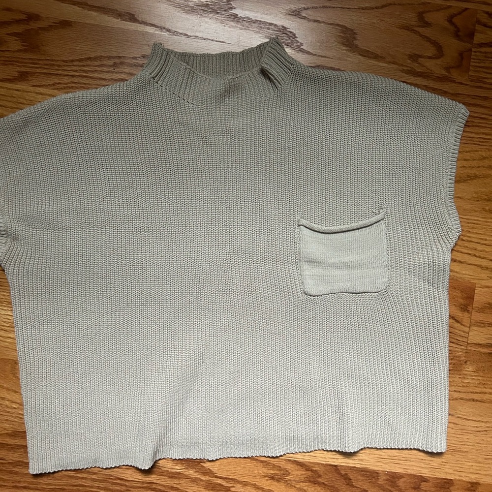 Cropped cotton sweater sleeveless